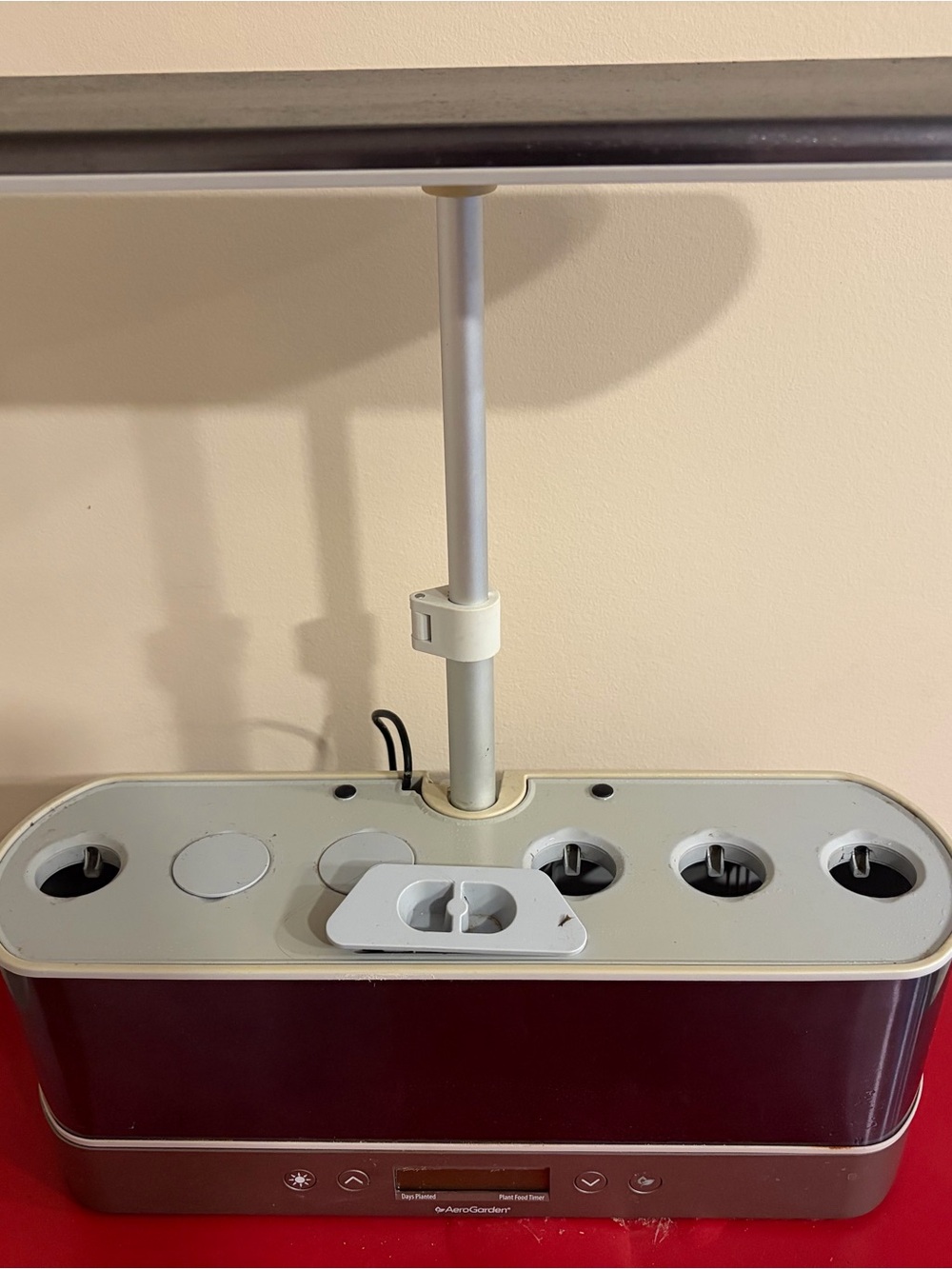 Aerogarden Harvest Elite Slim Countertop Hydroponic Planter